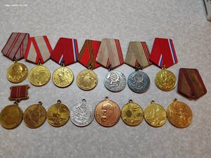 Много медалей "собери сам"