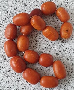 Бусы янтарь