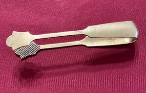 Серебряные щипцы для сахара. Родной футляр. Серебро 875 пр.