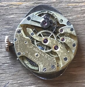 Швейцарские золотые часы с бриллиантами по цене лома.