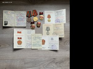 Небольшой комплект на Молдавского Еврея с Военным билетом.