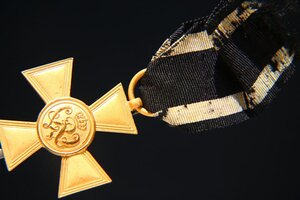 Крест KRIEGS VERDIENST