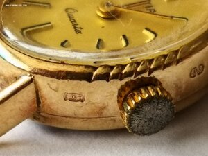 Золотые швейцарские кварцевые часы AVIA , swiss made. 375 пр