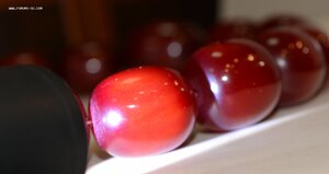 Бусы бакелит.