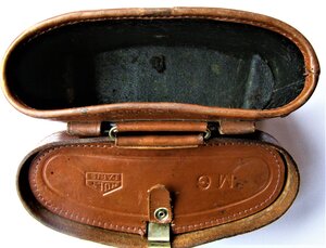 Кофр для бинокля. Франция.