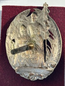 Знак Волынского полка 27 февраля 1917 года