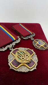 Орден За Заслуги 3 ст+фрачник в коробке(переходной вариант)