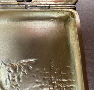 Портсигар “Охотничьи собаки’’ Серебро 875 пробы.