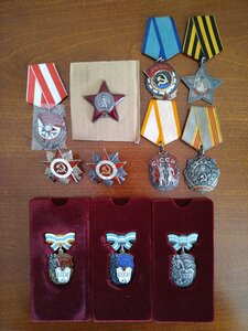 Небольшая коллекция орденов СССР на продажу (11 штук)