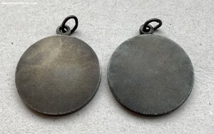 «За Боевые Заслуги» 2шт. Отличное состояние. Фиксировано.