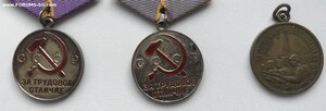 Много медалей. Одной кучей.