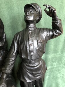 Скульптурная композиция "Мастерство бессмертно". Касли.1959.