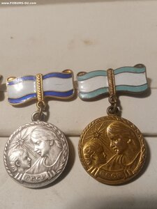 Материнские медали