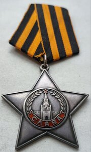 Слава 222О51 Отбил у немцев раненого командира и спас его!