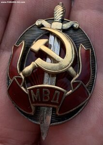 Знак Заслуженный работник МВД , люкс.