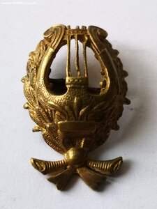 Знак фрачный? петлица ?.. С лирой.. Продажа. обсуждение..