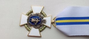 Почесний нагрудний знак Головкома ЗСУ «Хрест Військова честь