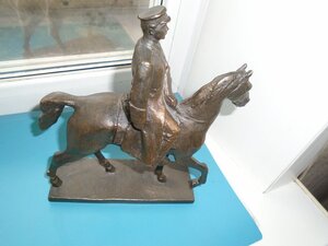 Статуя Маршал Ворошилов на коне