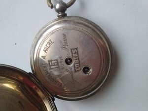 Карманные часы с эмалями
