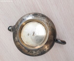 Молочник, серебро 84, В.С 1871 Красивы!!