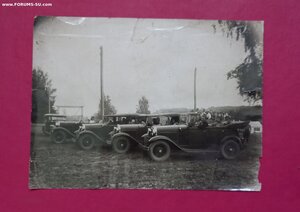 Группа автомобилей.  1936 год.