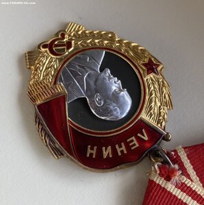 «Орден Ленина» с документом. Отличный.