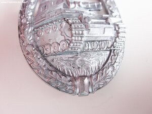 Знак за танковую атаку