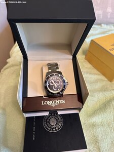 Брутальный мощный Longines на комплекте.