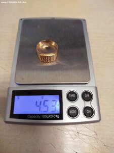 Золотая печатка с фианитами, золото 585