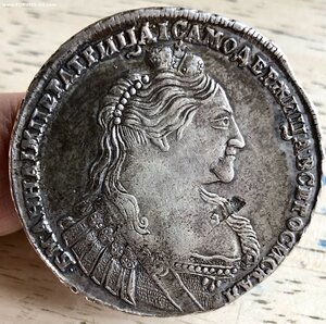 РУБЛЬ 1737, КМД, 3 жемчужины на груди