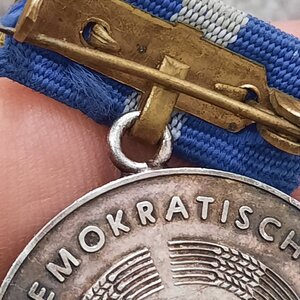 За спасение жизни гдр