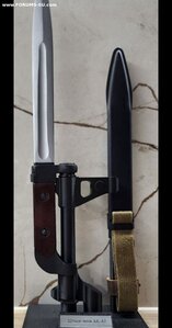 Подставки под штык ножи