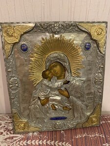 Владимирская Богородица в окладе+ киот.