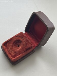 Коробочка от знака