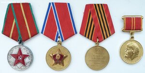 Кучка разных медалей-13 штук