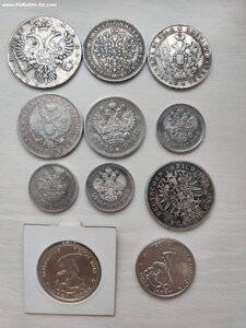 Продам 11 серебрянных монет