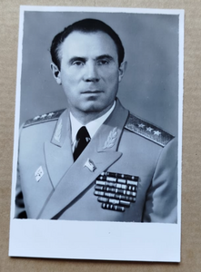 За службу родине в ВС СССР 2я и 3я степень на генерал - полк