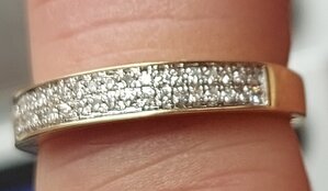 Колечко. Золото с брюлликами.