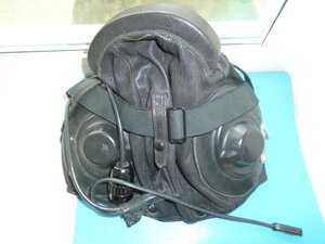 Кожаный шлем летчика.