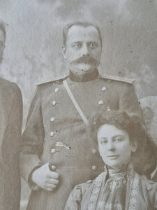 Очень большое фото офицера с семьей. Российская Империя