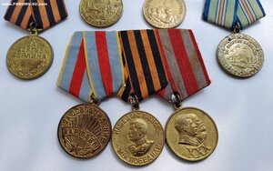 Медали Боевые.