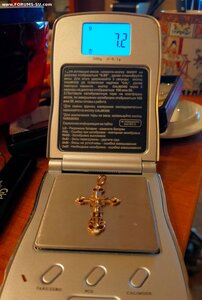 Золотой нательный крест. Эмаль,бриллианты.