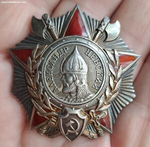 Невский награжден 8 мая