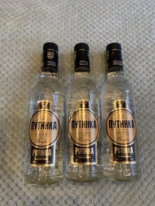 Водка Путинка 3шт 2004г