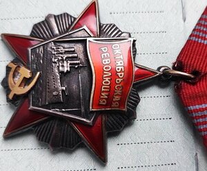 ТКЗ 632219 и Окт. Революция 50277 на одного на доках