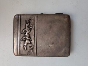 Портсигар скачки 84 проба, 2А