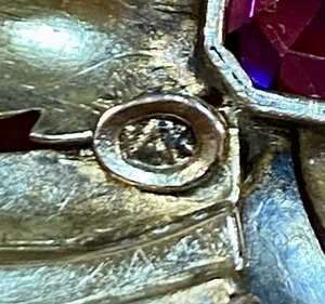 Большая золотая брошь. 13,32 грамма.