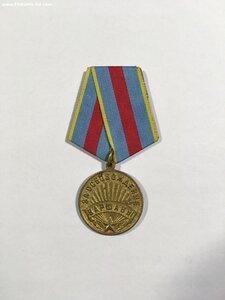 За Освобождение Варшавы.