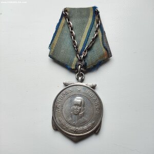 Медаль Адмирал Ушаков 14964 узкий пуансон