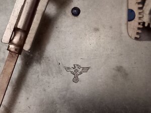 Подскажите по этим часам